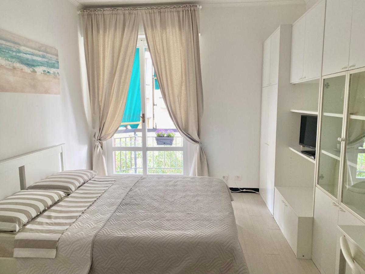 Bella Vacanza - City Center -Air Conditioning -Wi-Fi Rapallo Bagian luar foto